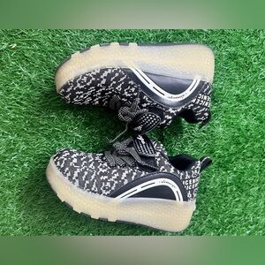 Wheelie’S Style Kids' Black and‎ White Sneakers Size 32